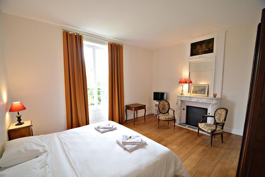 Le Clos Des Ormeaux Vineuil  Δωμάτιο φωτογραφία